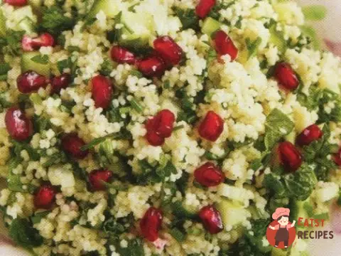 Овочевий салат з фетою та кускусом