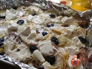 Картопляна запіканка з капустою та грибами