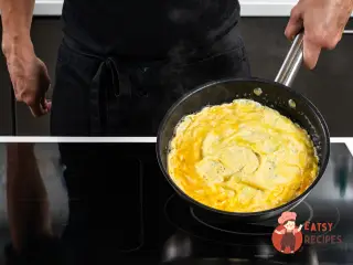 Крок 9: Омлет з лисичками
