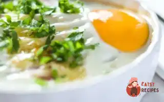 Запечені Яйця З Грибами, Чеддером Та Червоним Перцем.