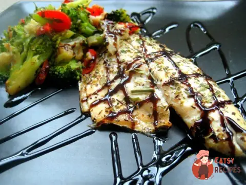 Форель з тушкованими овочами