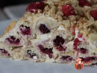 Вишня у курені