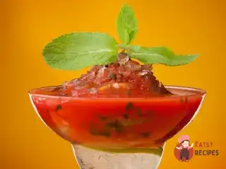 Кавуновий кулер з горілкою та м'ятою