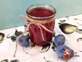 Сливовий компот з імбиром