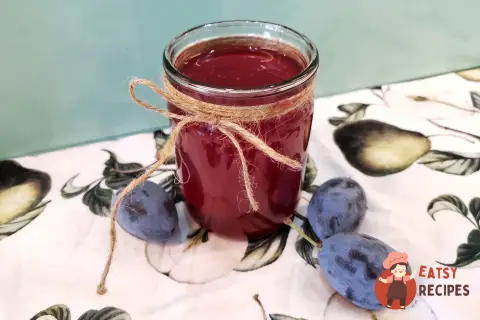 Сливовий компот з імбиром
