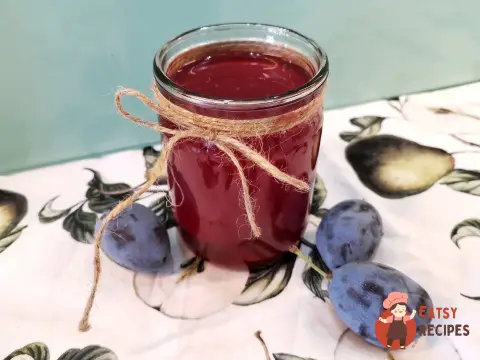 Сливовий компот з імбиром