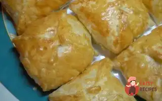 Курячі Філе З Морквою Та Спеціями, Запечене В Листковому Тесті