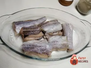 Крок 2: Мінтай з овочами у рукаві