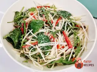 Салат з кольрабі