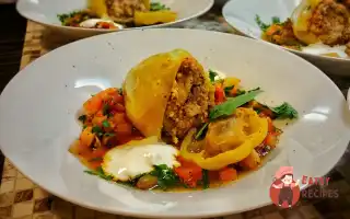 Перці, Фаршировані Печінкою Та М'яСом Індички З Овочевою Сальсою