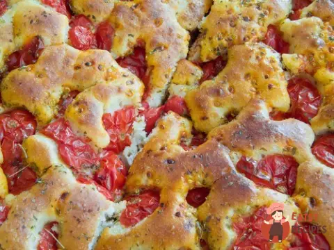 Швидкий хліб з фетою, чері та базиліком