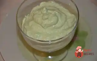 Мус Із Авокадо Із Зеленню