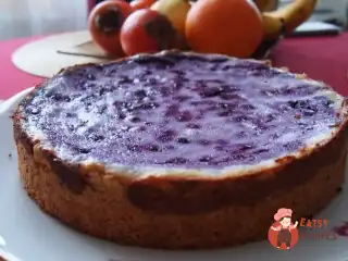 Чорничний пиріг з сиром