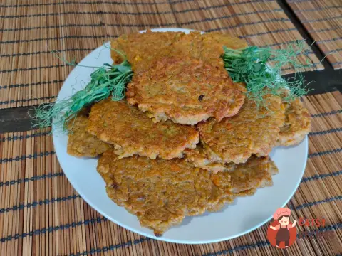 Нутові котлети з морквою та грибами