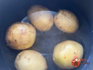 Крок 2: Салат з цибулею та картоплею