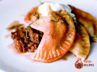 Вареники з картопляною та сирною начинкою