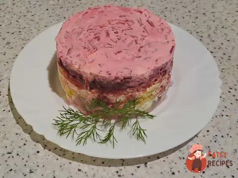 Оселедець під шубою шарами