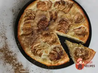 Двошарова шарлотка