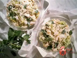 Салат із курки з м'ятою