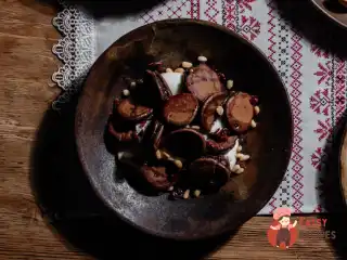 Черемхові млинці з журавлиною