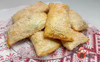 Слойка з грибами та сиром