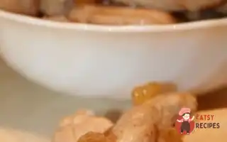 Курка З Корицею Та Родзинками