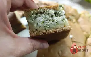 Заливний пиріг із сиром і шпинатом