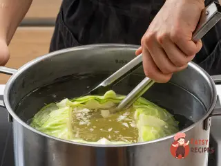 Крок 7: Фарширована капуста з соусом бешамель