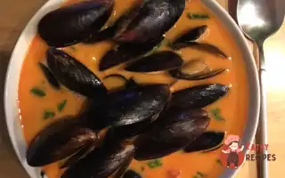 Каррі З Мідіями