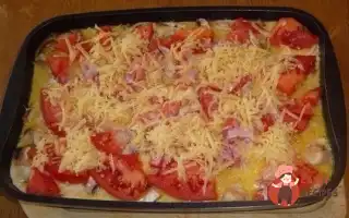 Свинина Запечена З Овочами Під Соусом Бешамель