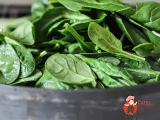 Італійський весільний суп зі шпинатом