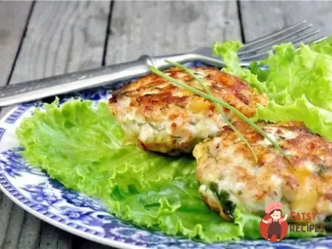 Котлети з курячої грудки та кабачка