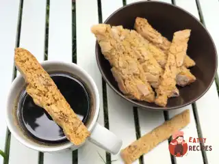 Кукурудзяні біскотті з волоським горіхом