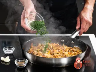 Крок 7: Жульєн з лисичками