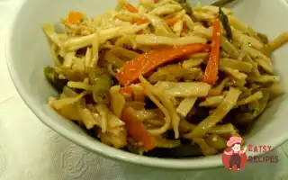 Локшина Удон З Овочами В Соусі