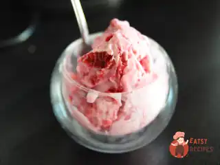 Малинове кулфі