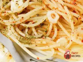 Паста з трьома видами часнику