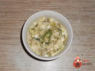 Салат із зеленим горохом та куркою
