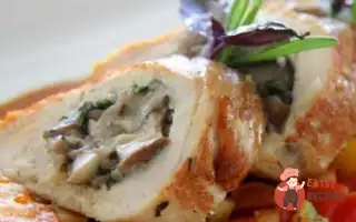 Курячі Грудки, Фаршировані Грибами, У Вершках Та Вині З Шафраном