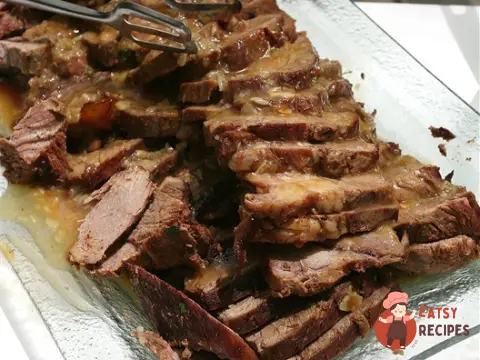 Яловичі міньйони з гірчичним соусом