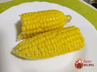 Швидка кукурудза в мікрохвильовці