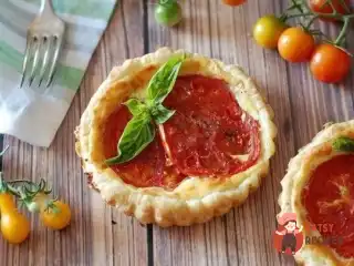 Кошички з томатами та рикоттою