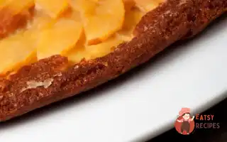 Тарт Із Карамелізованими Яблуками