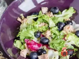 Салат з тунцем та солодким перцем