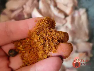 Крок 6: Індичка тушкована зі сливами