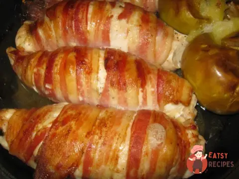 Курячі грудки фаршировані сиром