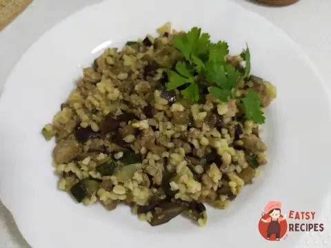 Булгур із фаршем та овочами