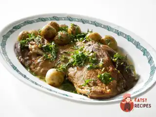 Бараняча нога в духовці