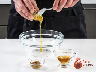 Крок 5: Салат з редиски з маринованою морквою