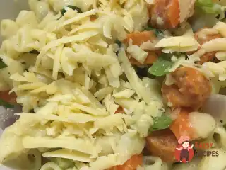 Пінне з овочевим соусом